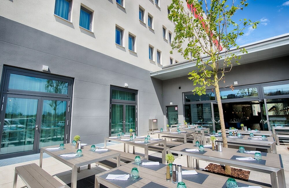 Фото Leonardo Hotel Munich City East