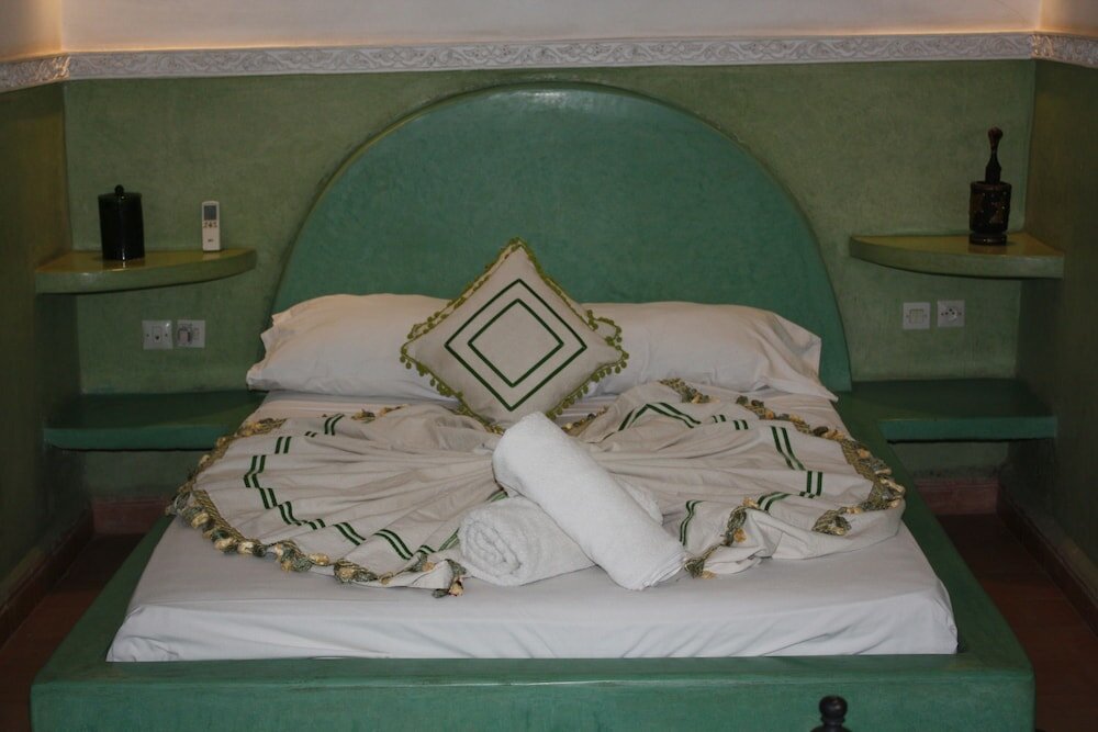 Фото Riad Bousskri