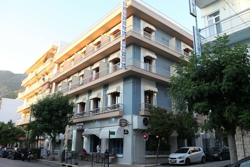 Фото отеля 1