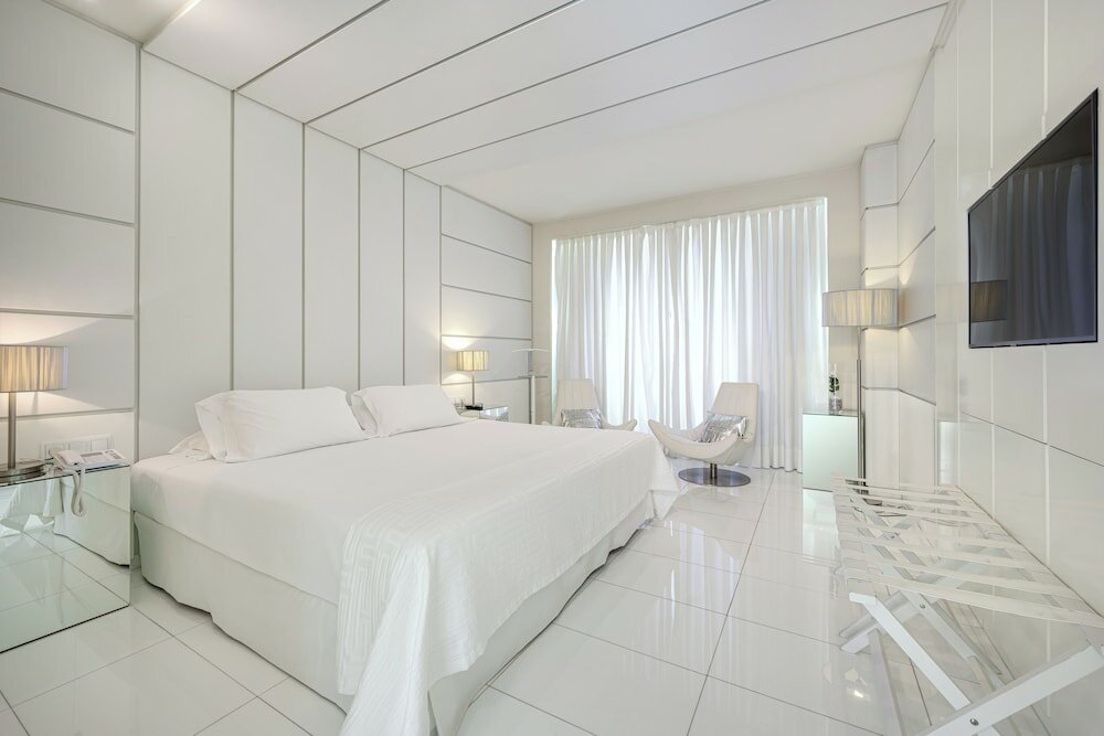 Фото Hotel Nelva