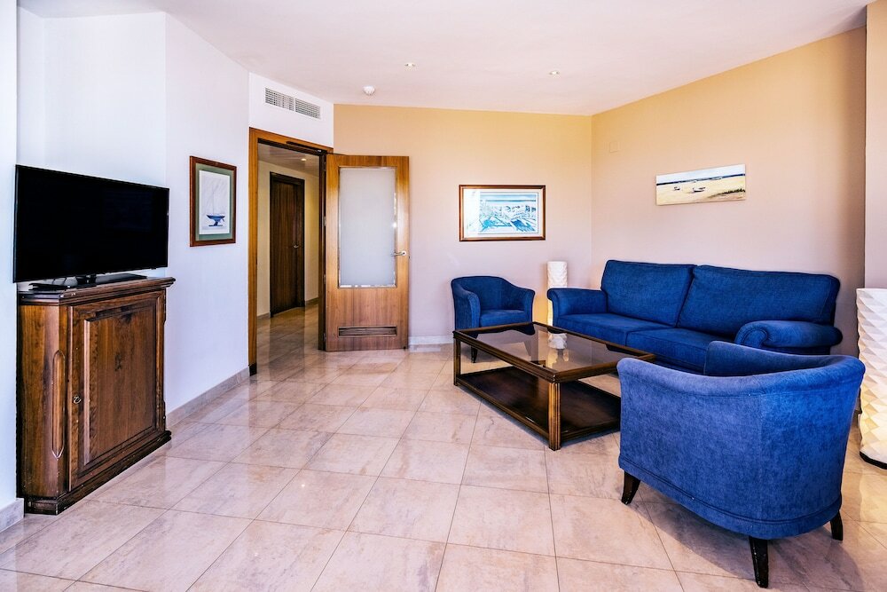 Фото Hotel Sunway Playa Golf & SPA Sitges