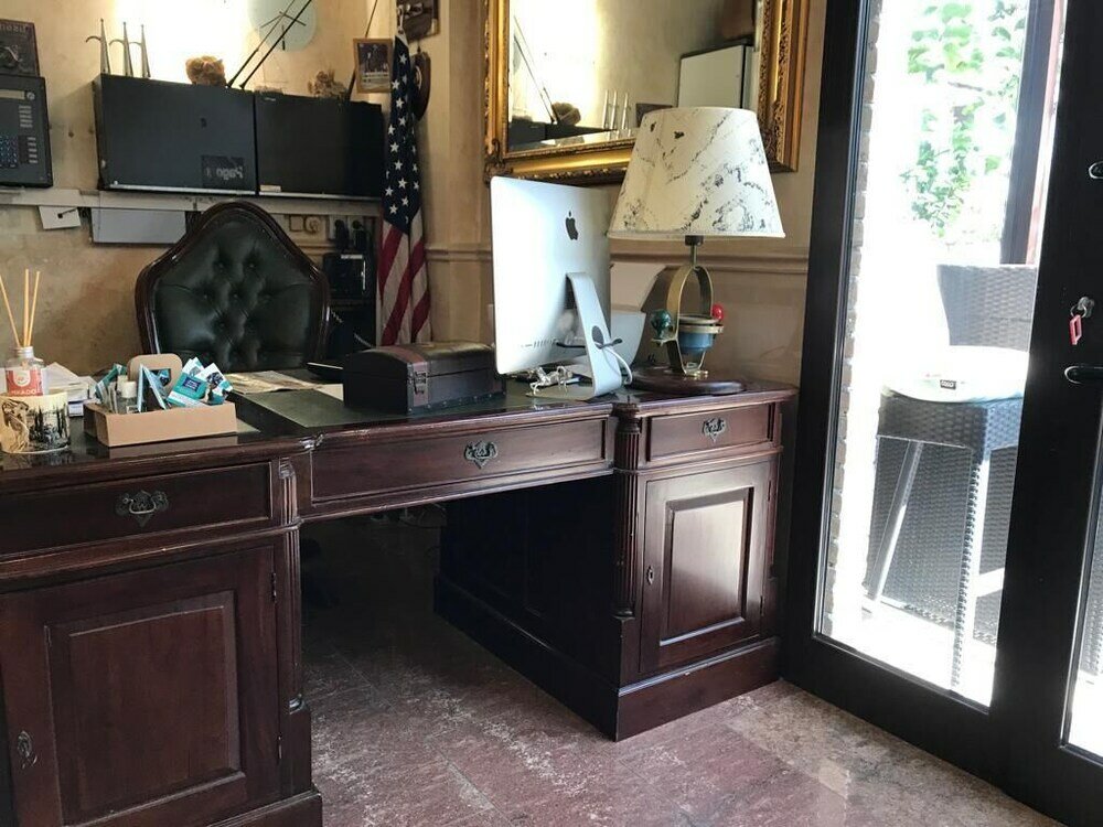 Фото Euro House Inn Airport Hotel & Residence