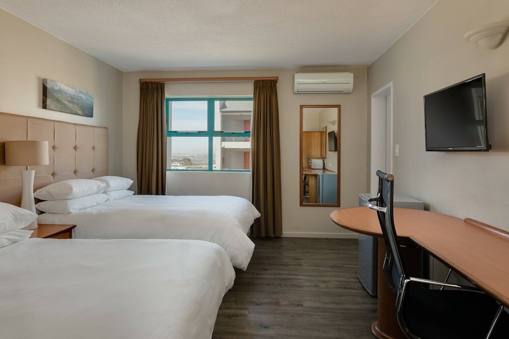 Фото Protea Hotel by Marriott Cape Town Tyger Valley