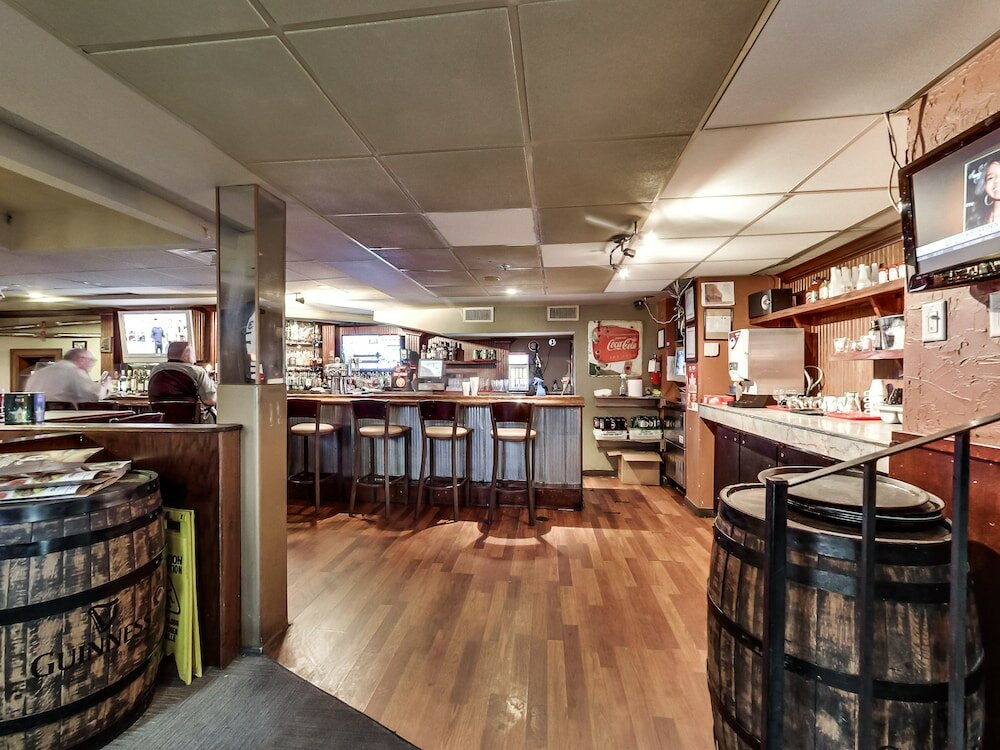 Фото Isabella Hotel and Suites