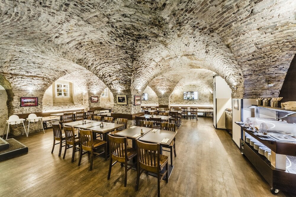 Фото Archibald At the Charles Bridge