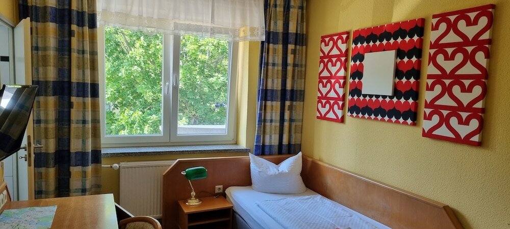 Фото Pension am Filmpark