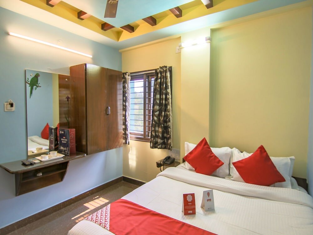 Фото Oyo 10711 Hotel Nsnr Residency