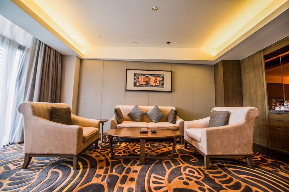 Фото Maya Gleetour Hotel Wuhan