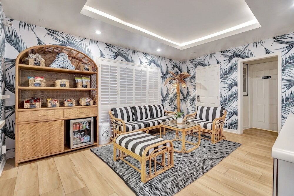 Фото Santa Monica Hotel