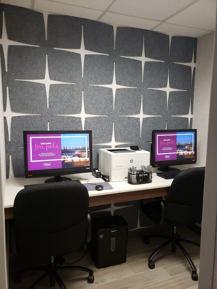 Фото Hampton Inn Rochester-South