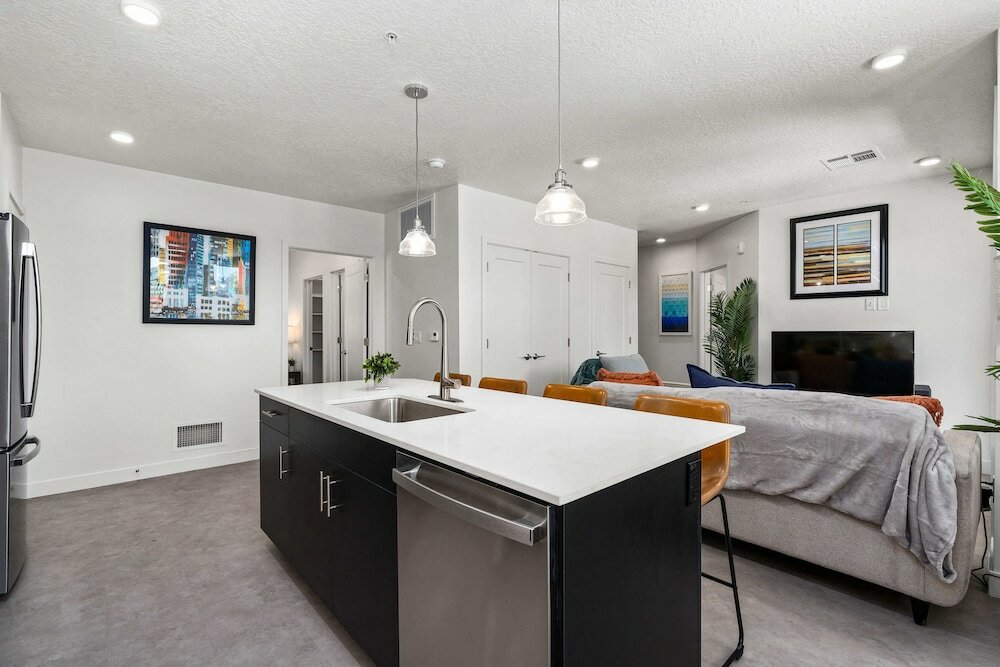 Фото Luxury Apartment in Salt Lake City