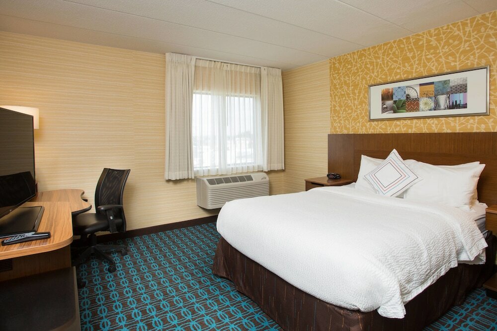Фото Fairfield Inn by Marriot Manchester-Boston Regional Airport