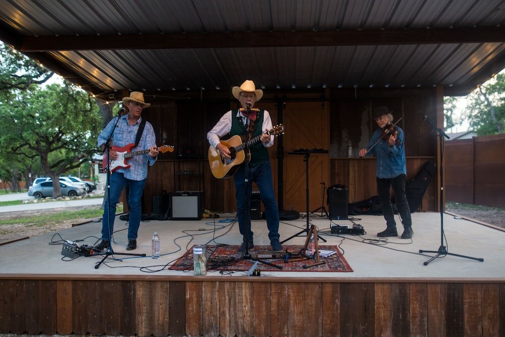 Фото The Springs Retreat