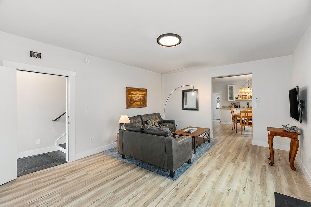 Фото The Nighthawk Eyrie