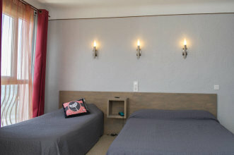Гостиница Hôtel Le Triton в Кольюре