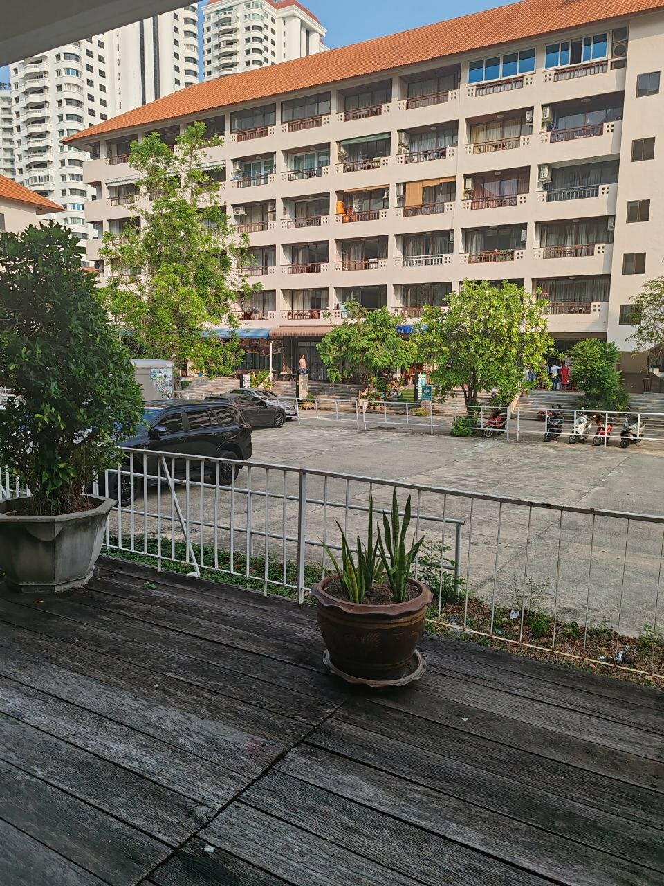 Фото Jomtien Plaza Residence