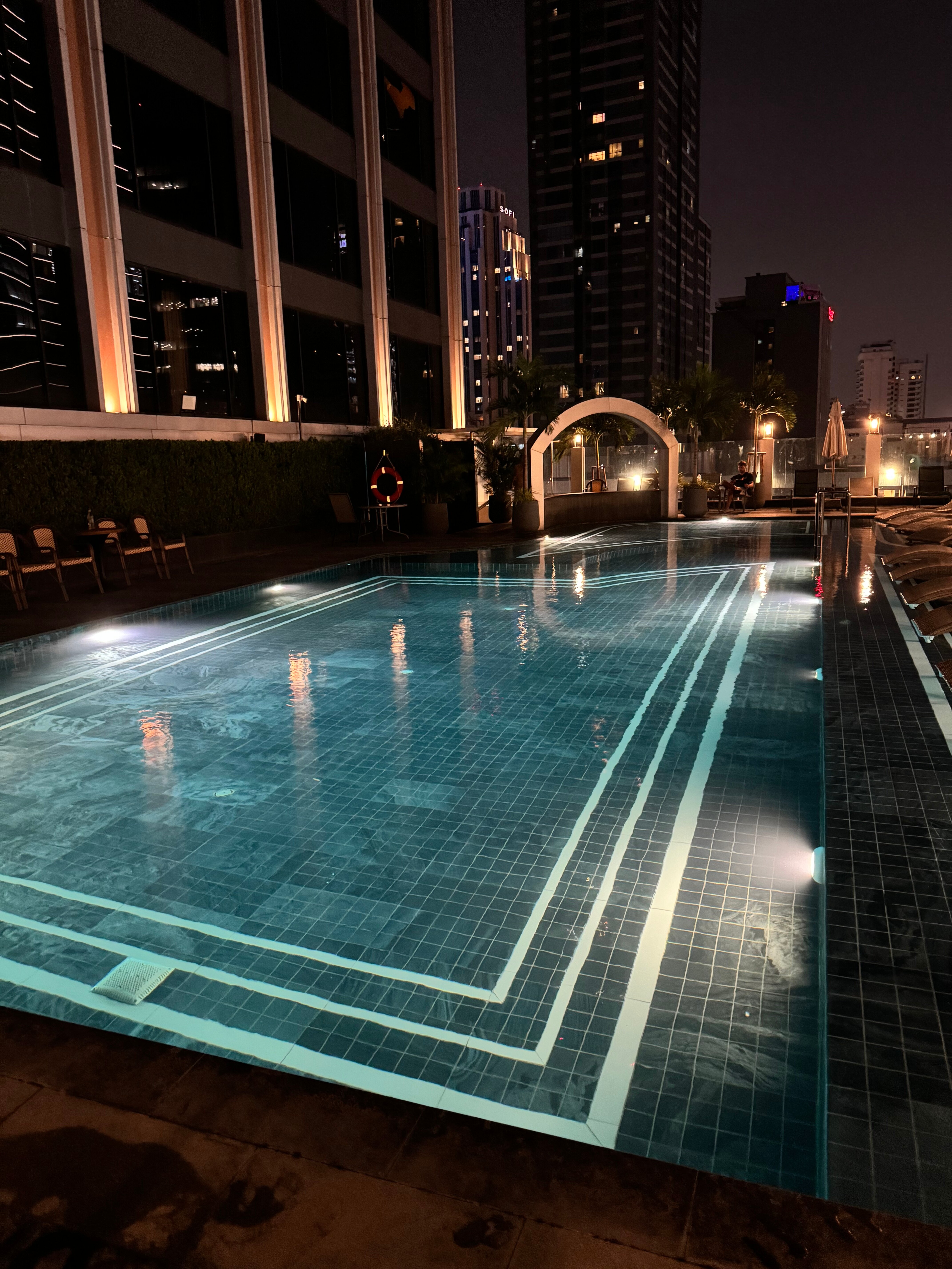 Фото Aira Hotel Bangkok