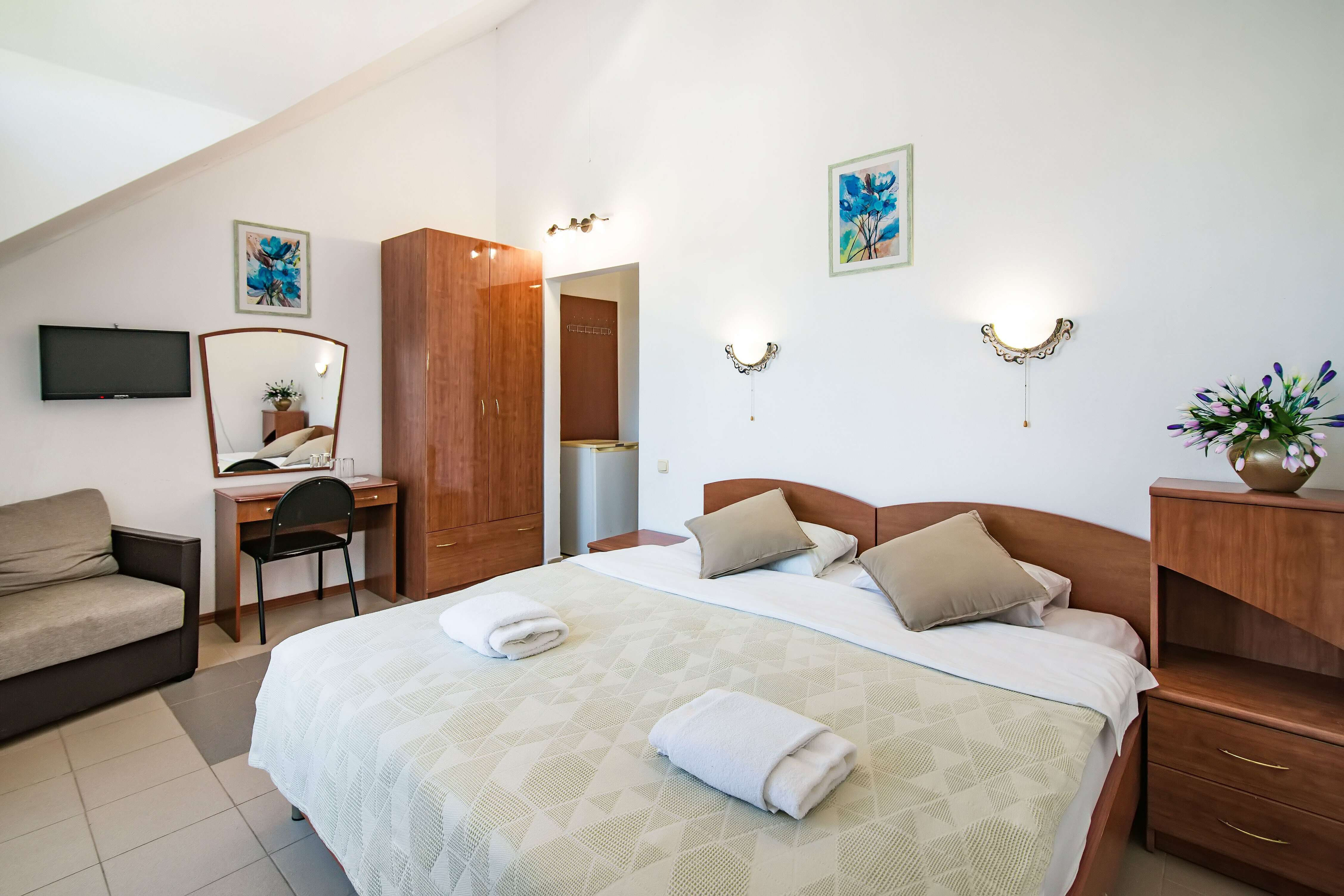 Фото Grand Crystal Group