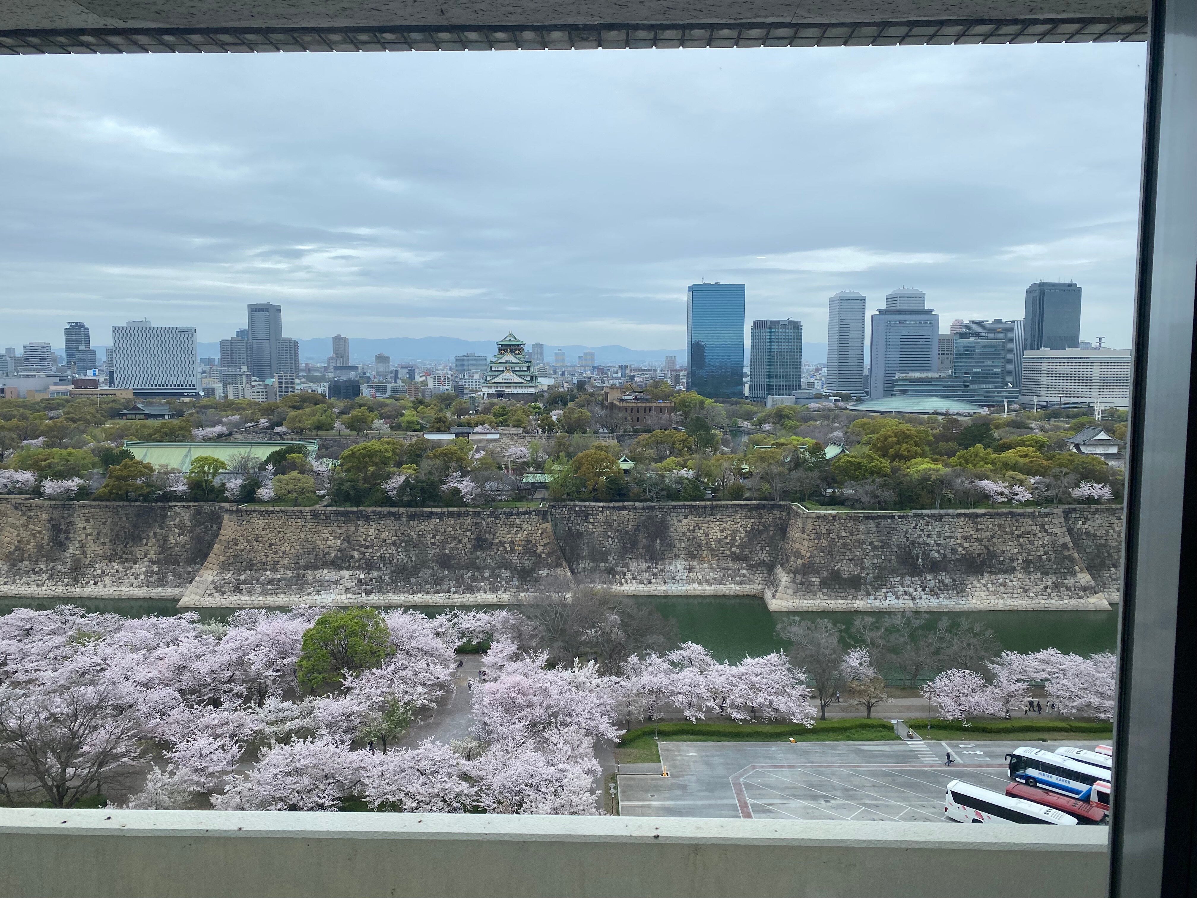 Фото Kkr Hotel Osaka