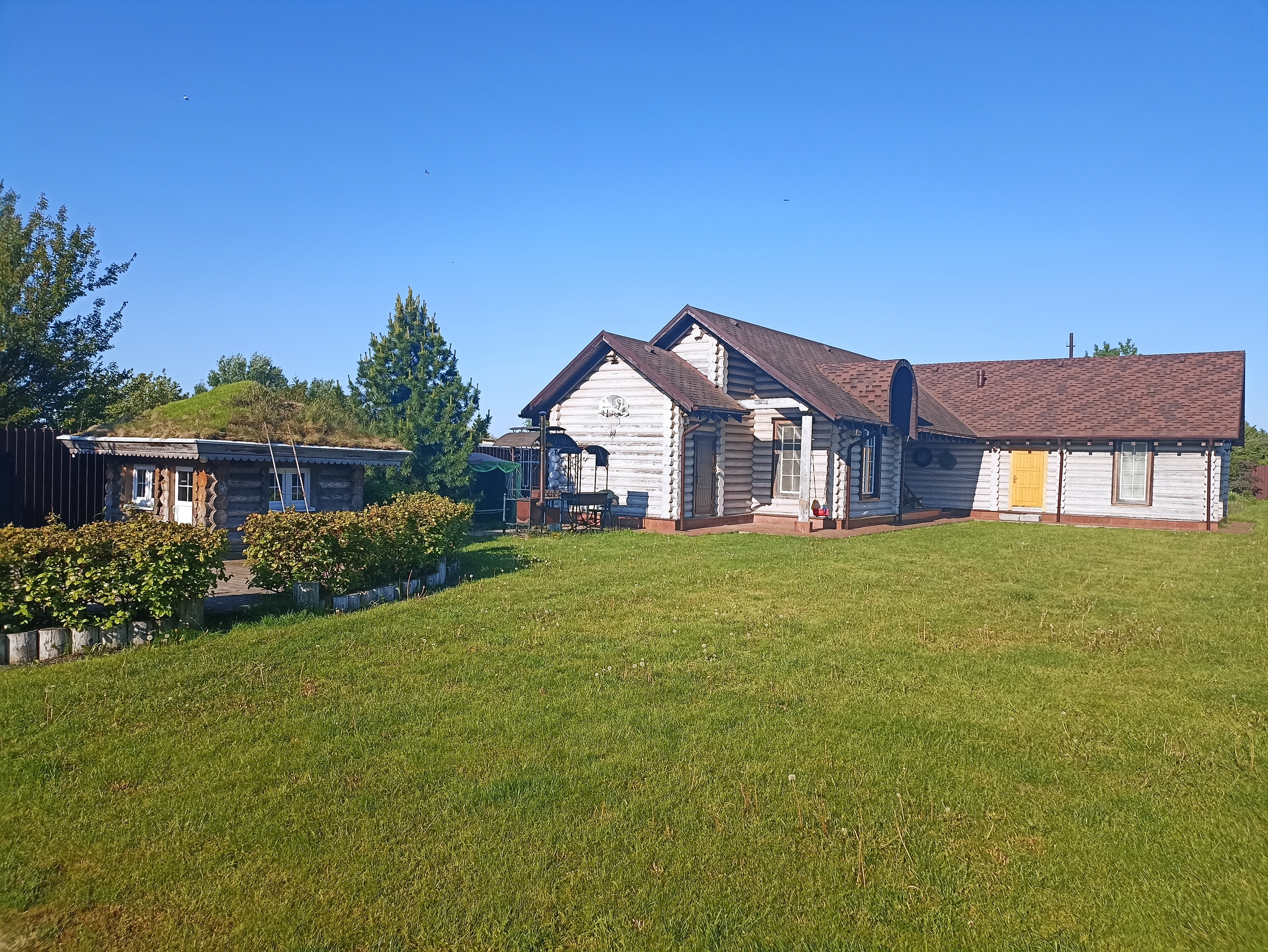 Фото Хоромы в Добром