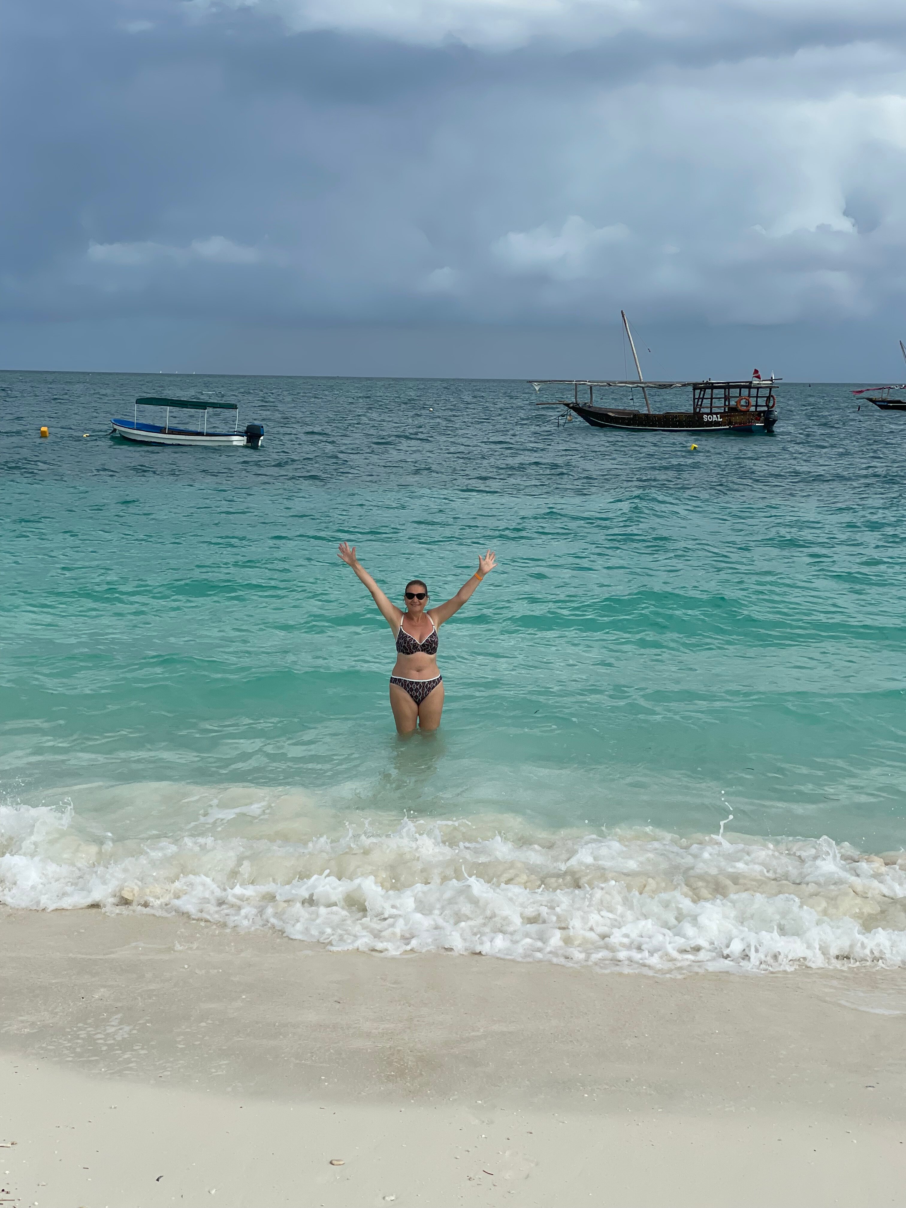 Фото Kendwa Rocks Beach Hotel