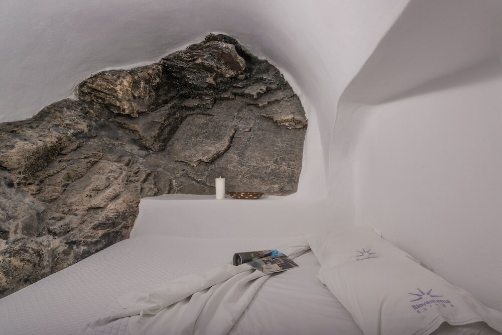 Фото Iliovasilema Hotel & Suites