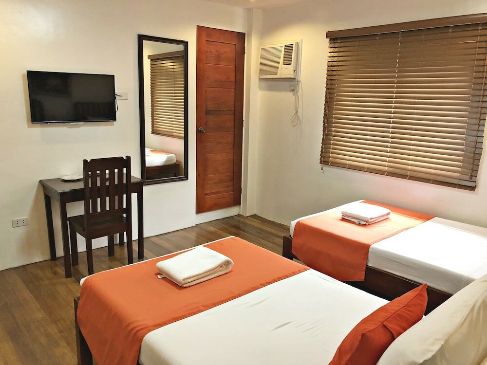 Фото Casa Roces Bed and Breakfast