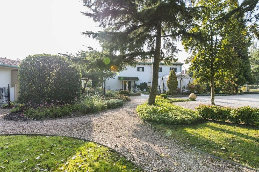 Фото Hotel La Rescossa