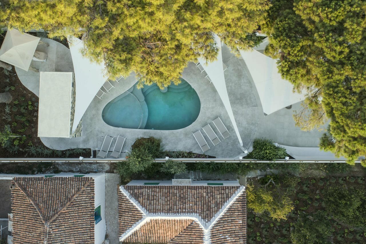 Фото Erato Seaside Hotel