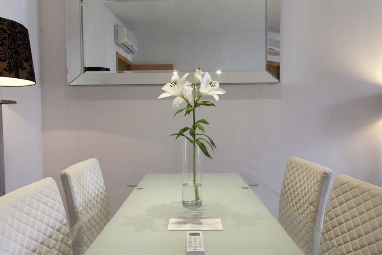 Фото Grandom Suites Barcelona