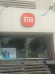 Mi (Province of Punjab, Lahore, Allama Iqbal Town, Service Road), mobile phone store