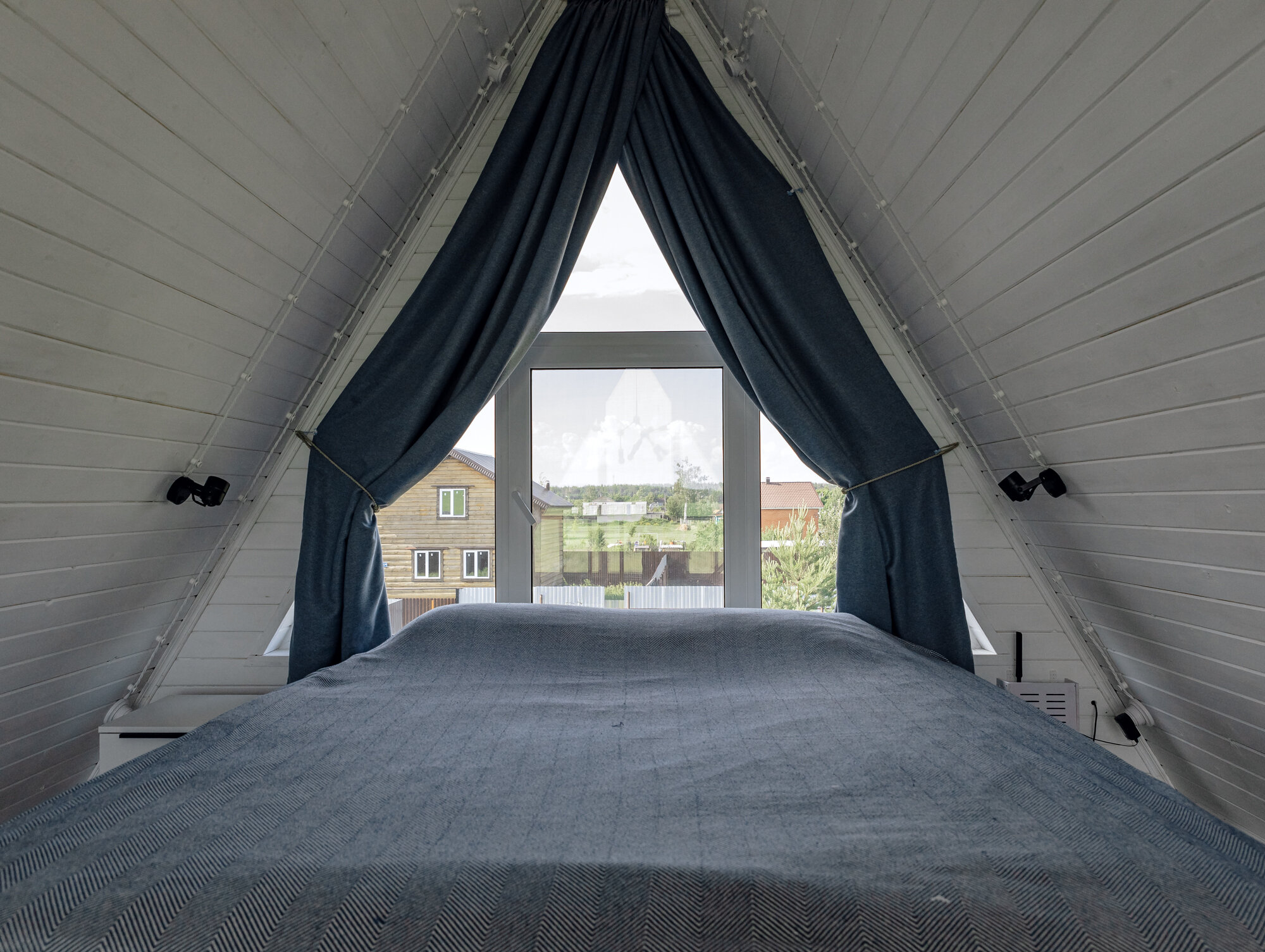 Фото 113037952248