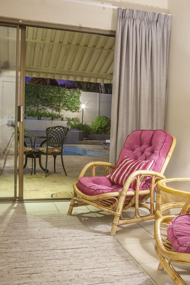 Фото Maroela House