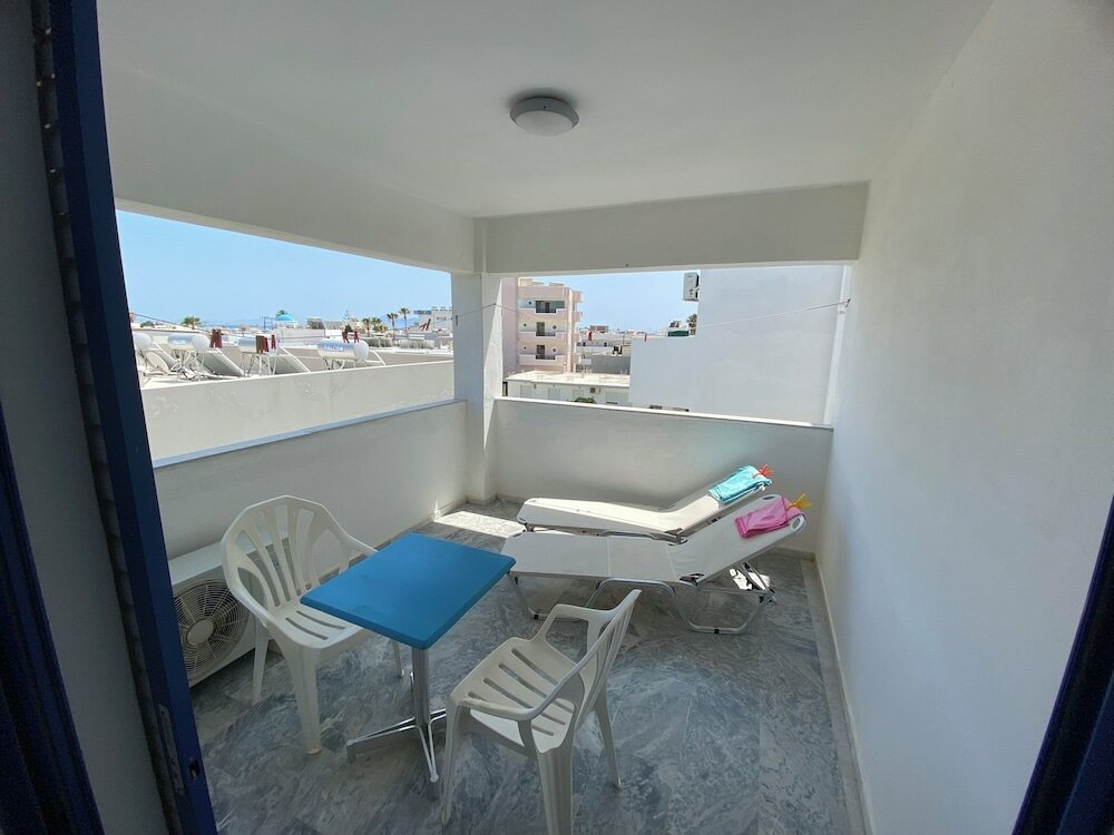 Фото Kaloxenia Apartments