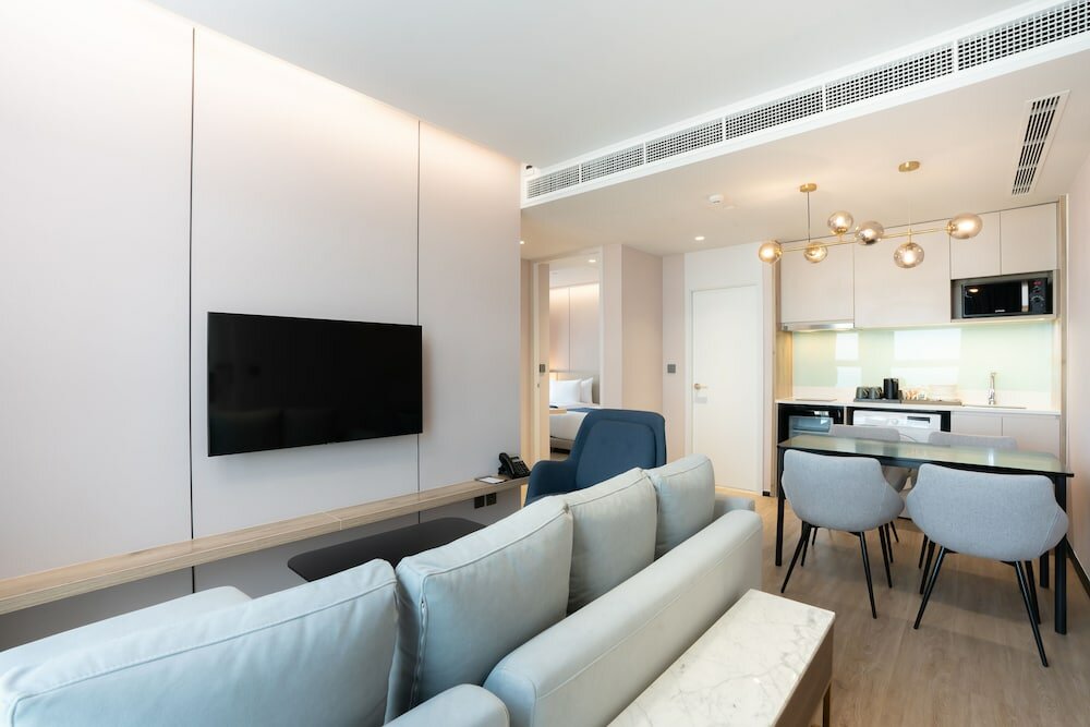 Фото Arbour Hotel and Residence