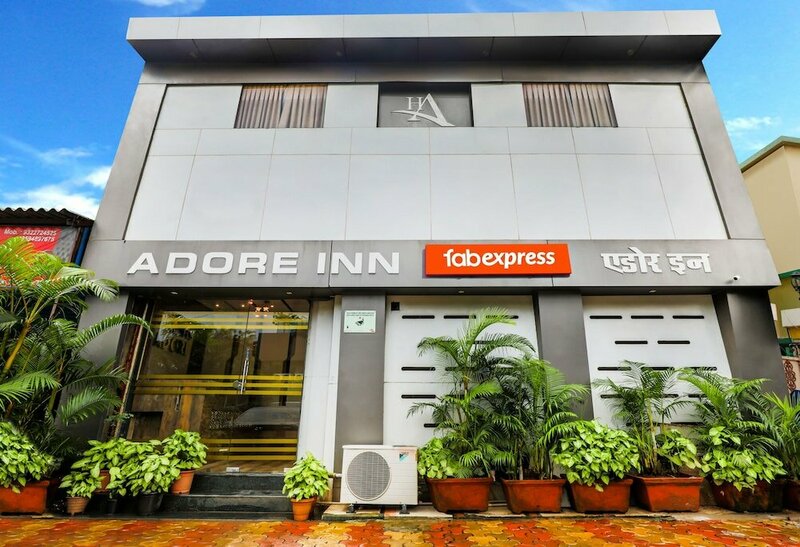 Гостиница FabHotel Adore Inn в Мумбаи