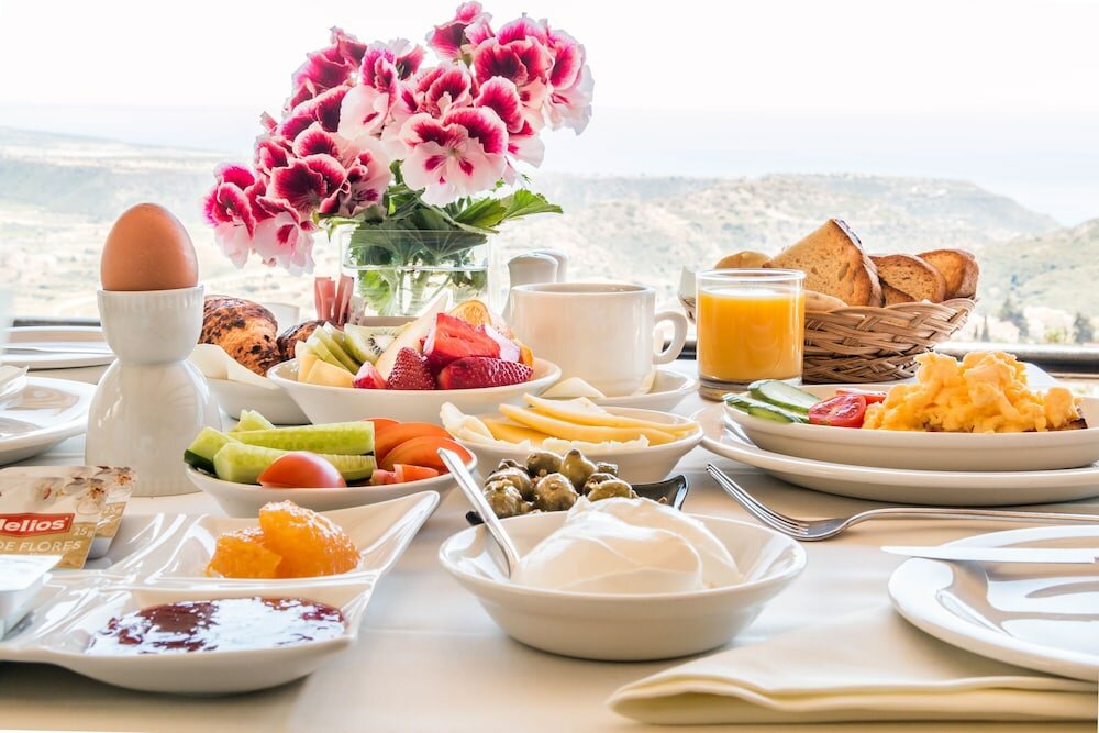 Фото Hill View Restaurant & Apartments