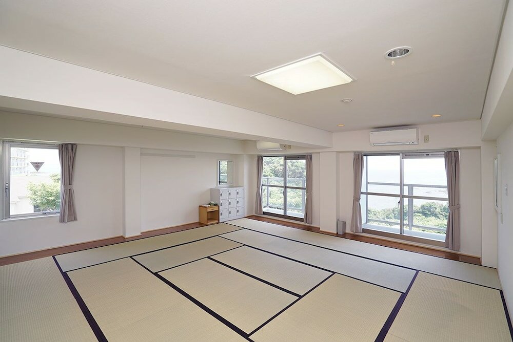 Фото Tobi Hostel and Apartments