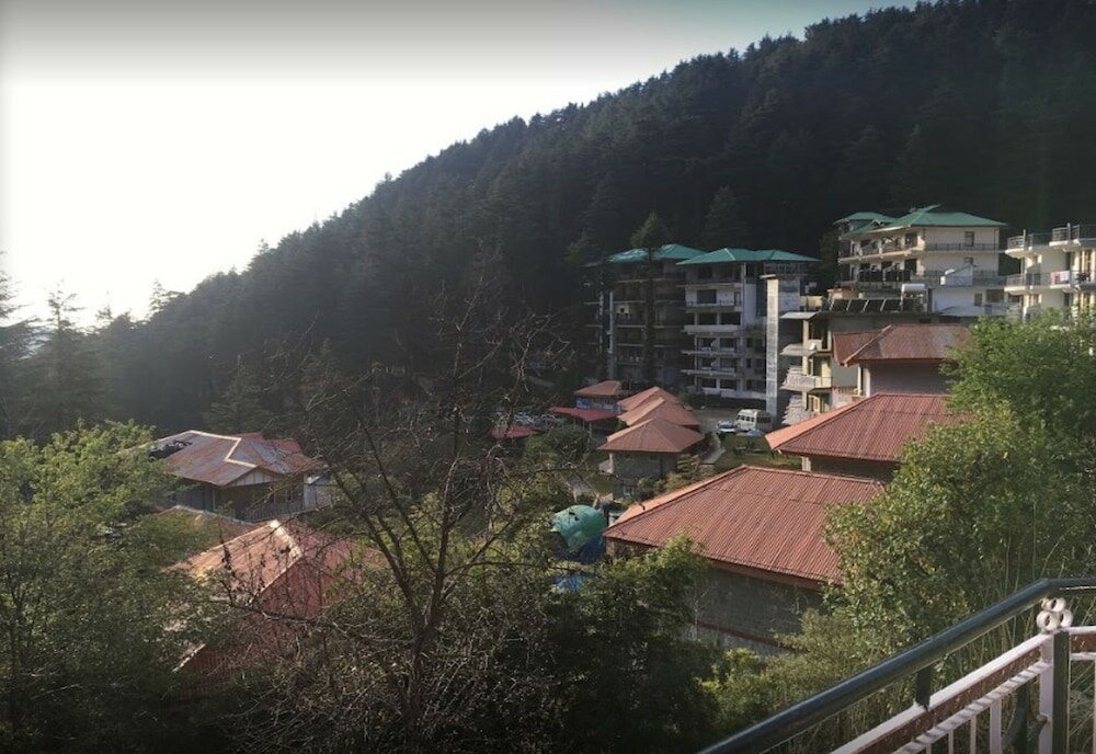 Фото Dharamkot Inn