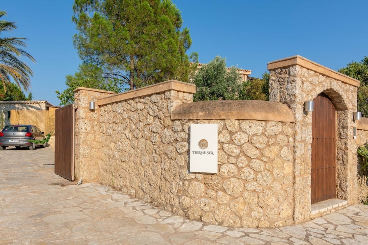 Фото Thermesea Luxury Lodge