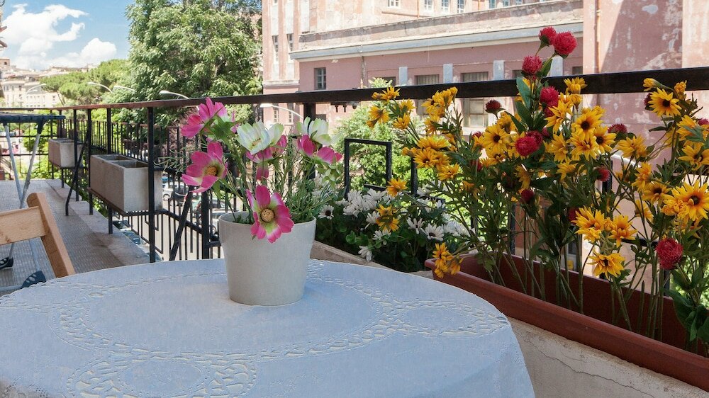 Фото Rental In Rome Guinizzelli