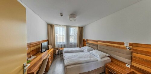 Гостиница Hotel Bayrischer Hof в Крефельде
