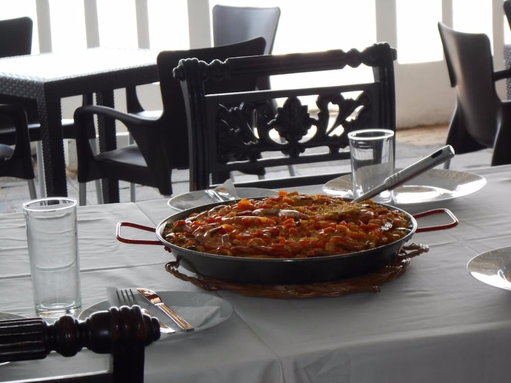 Фото Coral Seas Beach Hikkaduwa