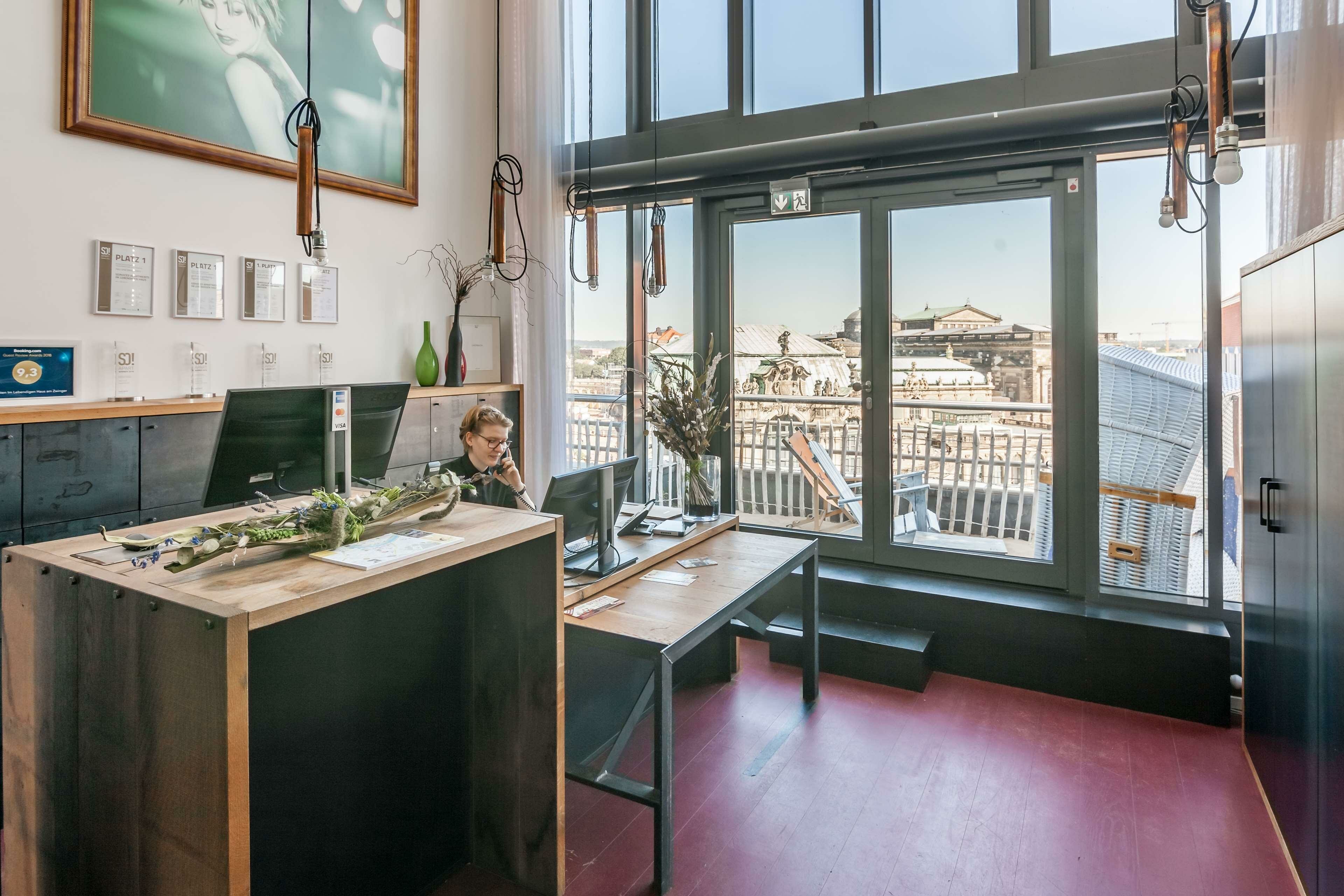 Фото Felix Suiten im Lebendigen Haus am Zwinger