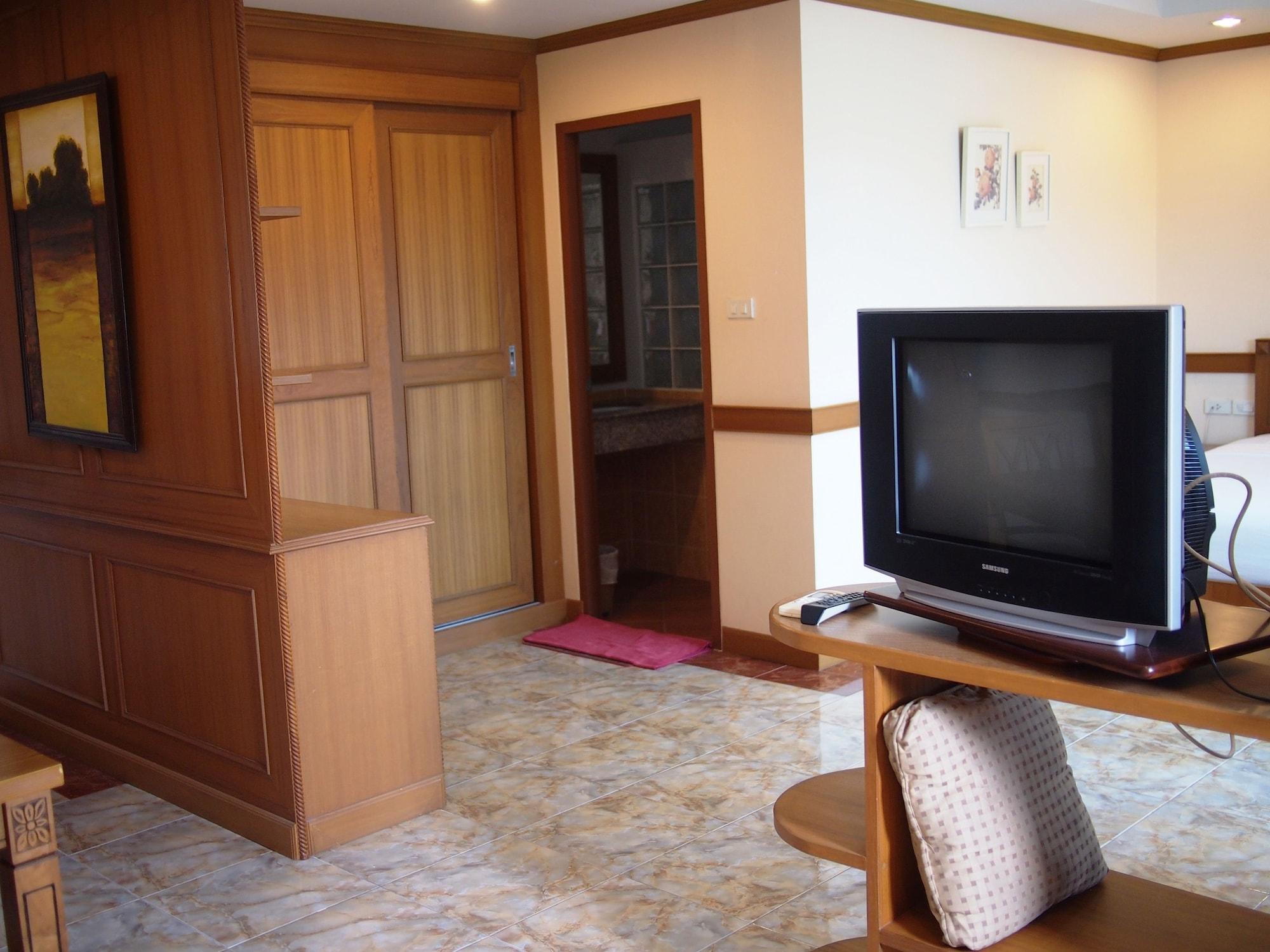 Фото Navin Mansion 3