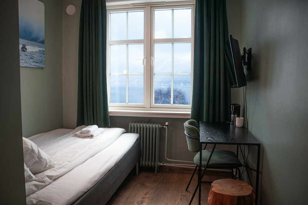 Фото Trolltunga Hotel