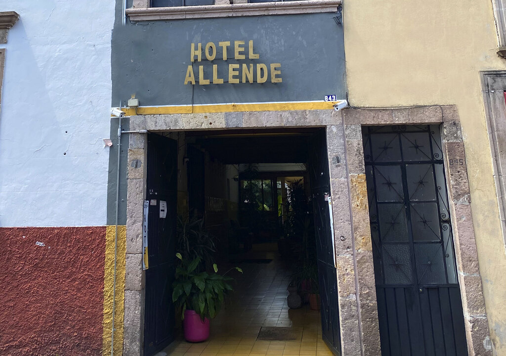 Hotel Hotel and Hostel Allende Morelia, Morelia, photo