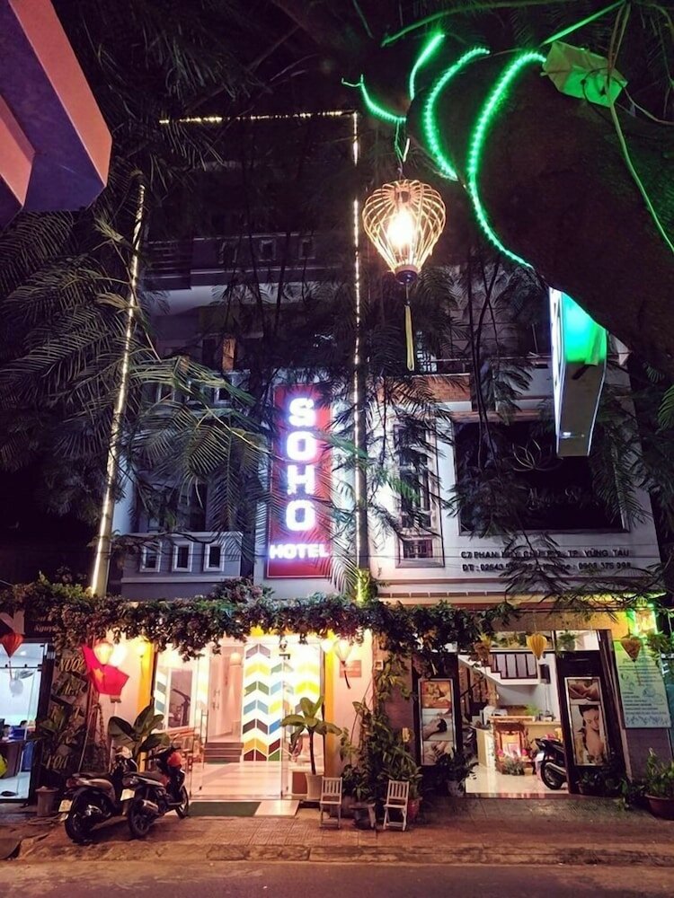 Фото отеля 1