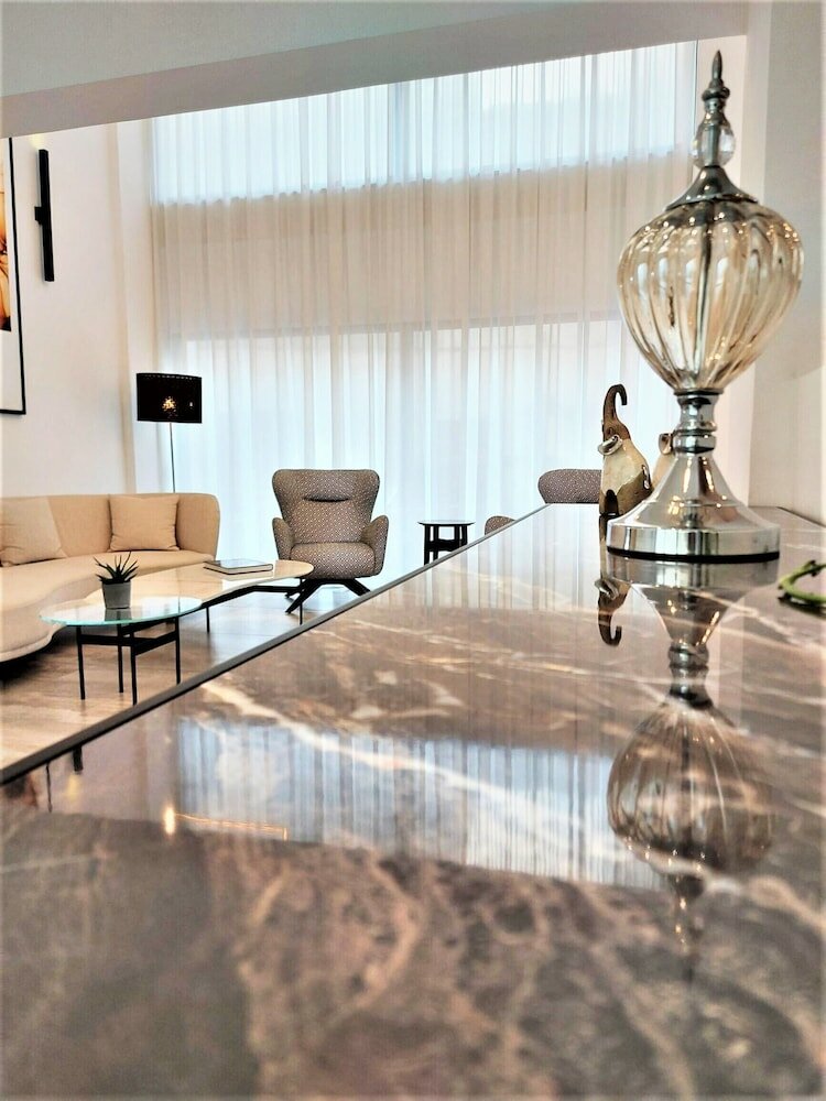 Фото Roseum Boutique Hotel