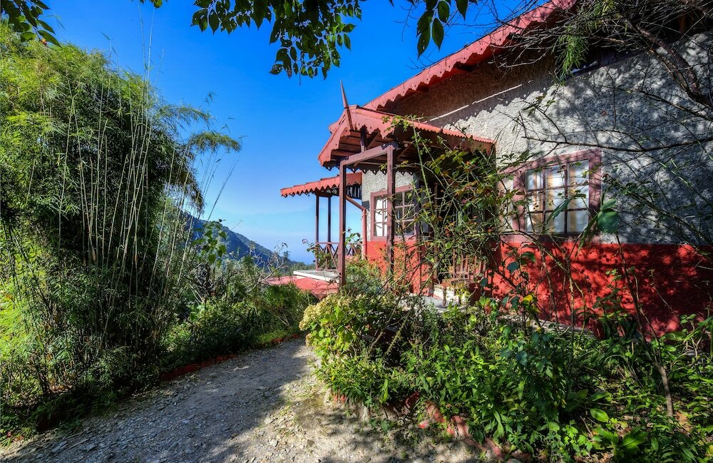 Фото отеля 2